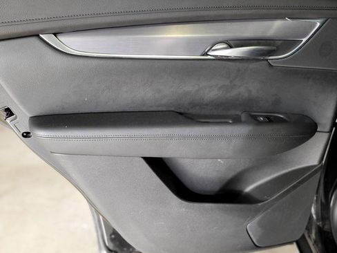 Used 2018 Cadillac XT5 Luxury w/ Driver Awareness Package image 55