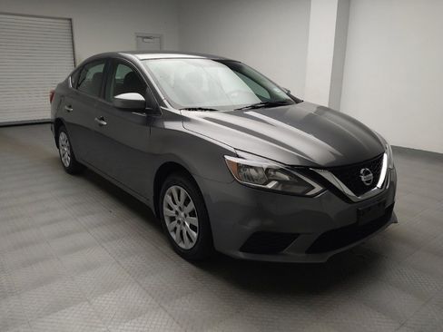 Used 2017 Nissan Sentra SV FWD image 13