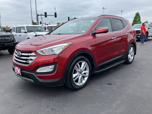 Used 2016 Hyundai Santa Fe Sport 2.0T w/ Option Group 05 AWD/4WD image 2