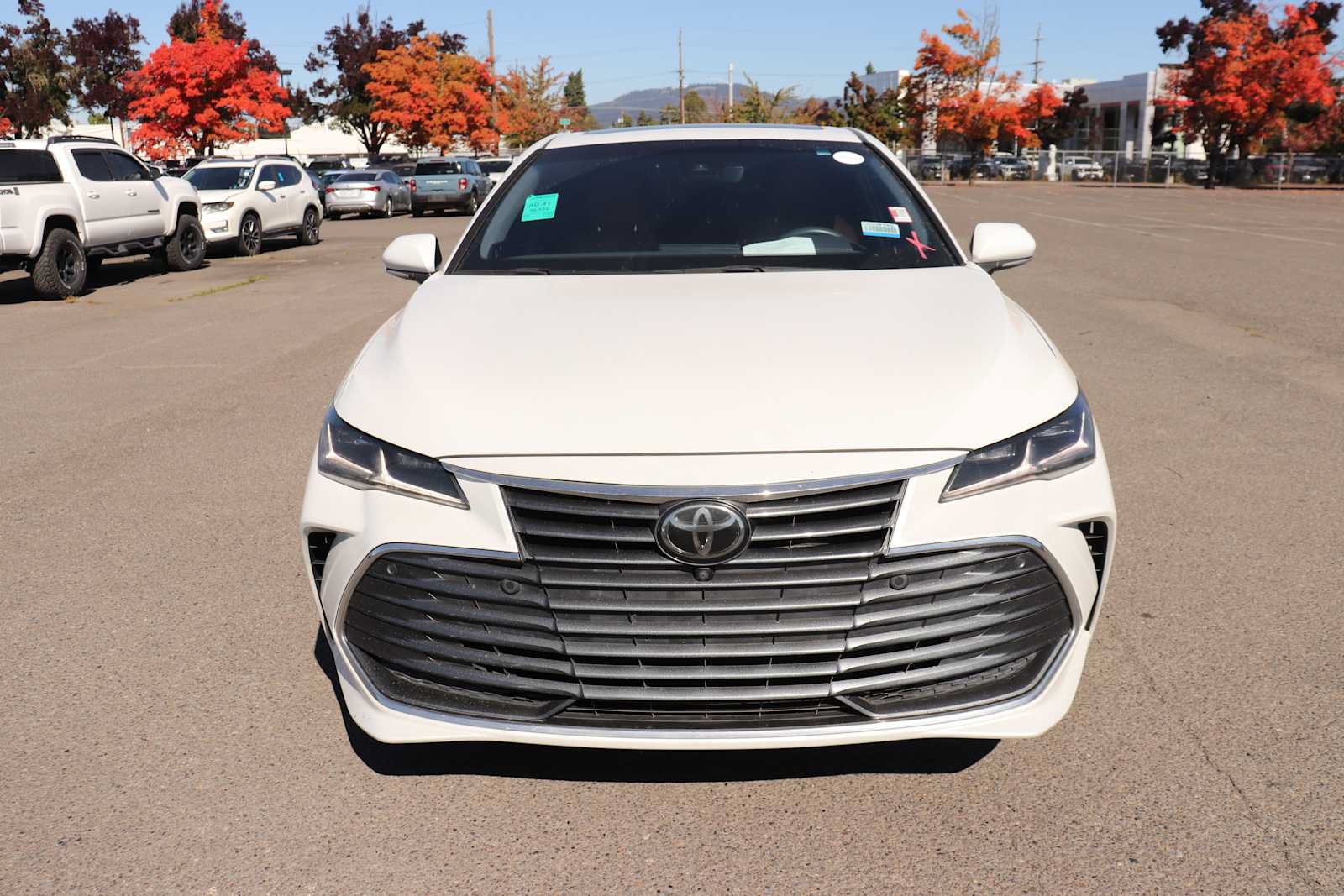 Used 2020 Toyota Avalon Limited w/ Advanced Safety Package FWD image 2