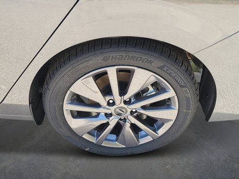New 2026 Nissan Sentra SL w/ Floor Mat Package FWD image 11