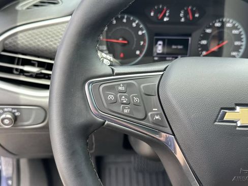 Used 2025 Chevrolet Malibu RS FWD image 29