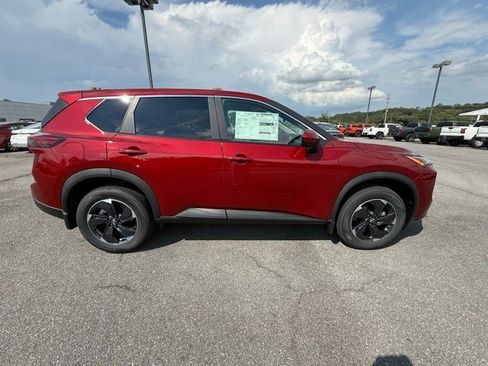 New 2026 Nissan Rogue SV image 4