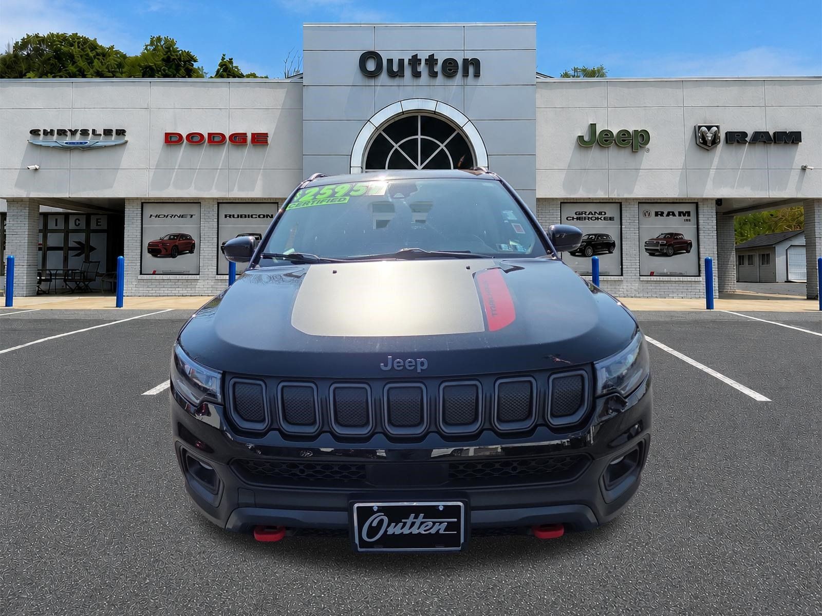 Certified 2022 Jeep Compass Trailhawk w/ Trailhawk Convenience Group AWD/4WD image 9
