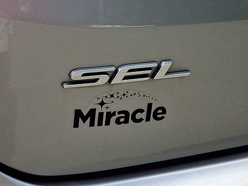 Used 2024 Ford Edge SEL AWD/4WD image 29