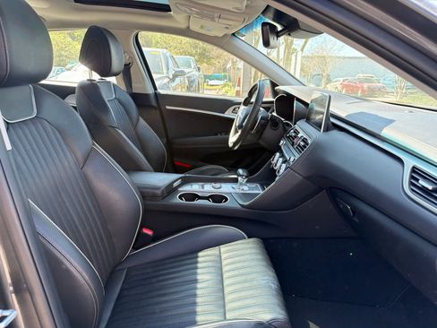 Used 2021 Genesis G70 2.0T w/ Elite Package image 21