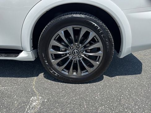 Used 2024 Nissan Armada Platinum w/ Captain's Chairs Package image 35