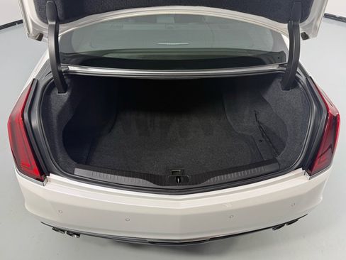 Used 2018 Cadillac CT6 Luxury image 9