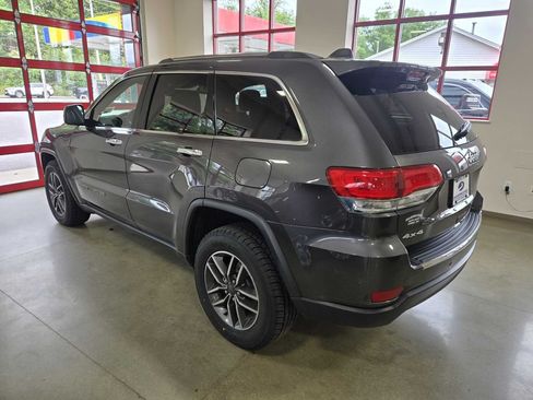 Used 2019 Jeep Grand Cherokee Limited AWD/4WD image 5
