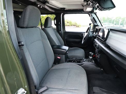 Certified 2024 Jeep Wrangler Unlimited AWD/4WD image 26