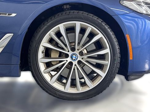 Used 2023 BMW 530e w/ Convenience Package RWD image 13