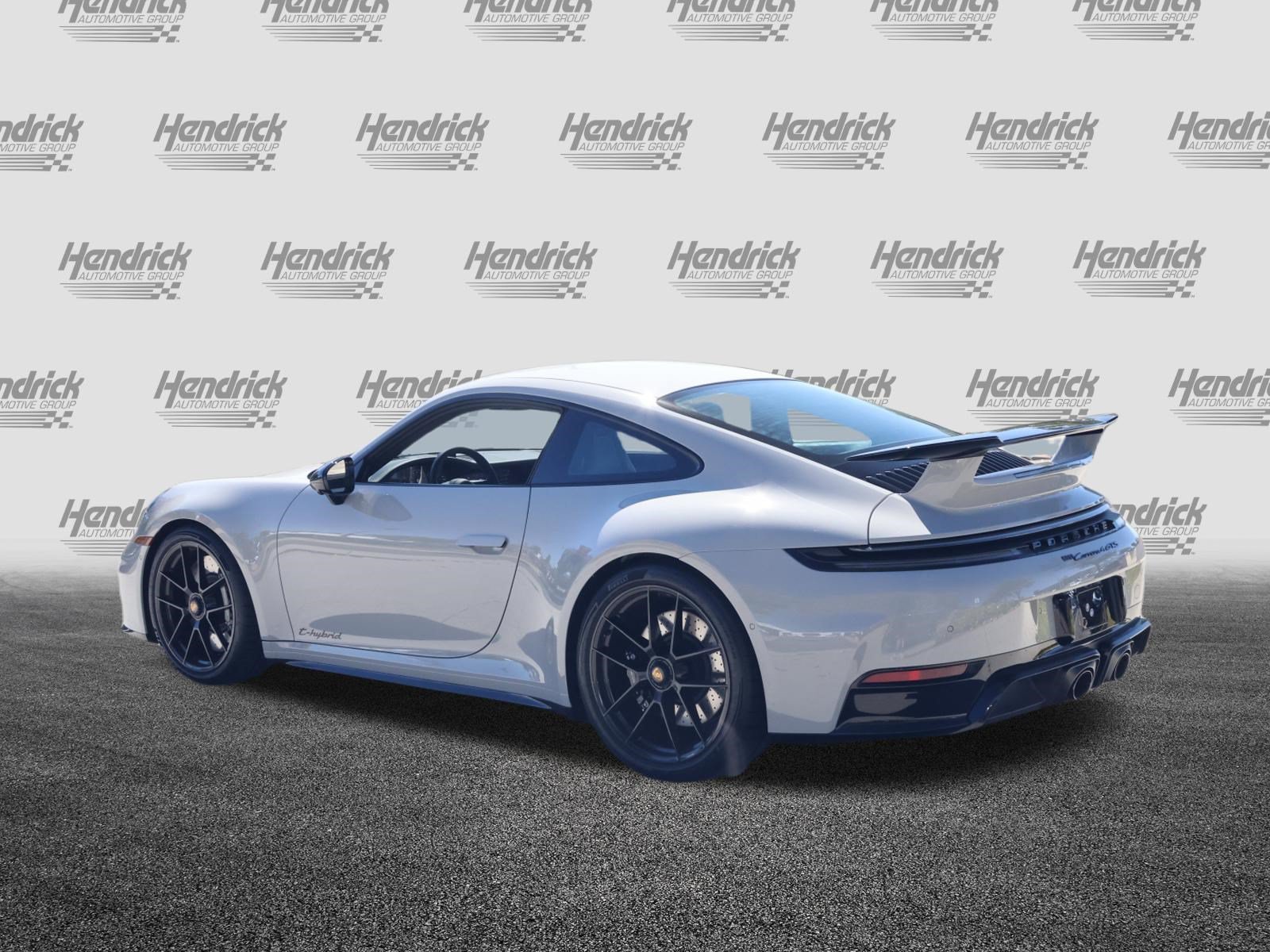 Used 2026 Porsche 911 Carrera 4 GTS AWD/4WD image 7