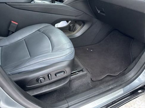 Used 2020 Buick Enclave Essence image 30