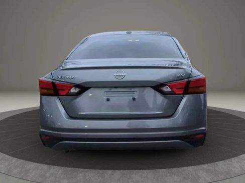 Used 2023 Nissan Altima 2.5 SV FWD image 4