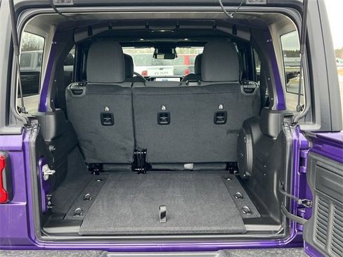 New 2026 Jeep Wrangler Unlimited Rubicon image 36