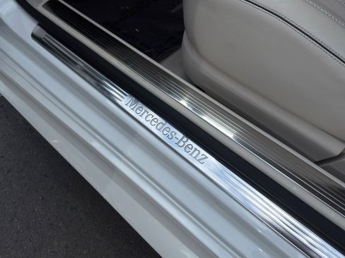 Used 2017 Mercedes-Benz S 550 Cabriolet image 66