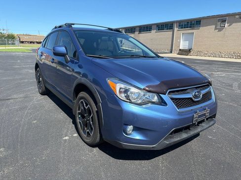 Used 2014 Subaru Crosstrek 2.0i Limited AWD/4WD image 3