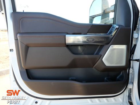 Used 2026 Ford F450 King Ranch w/ FX4 Off-Road Package image 18