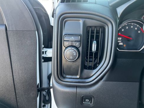 Used 2022 Chevrolet Silverado 1500 Custom w/ LPO, Blackout Package image 18