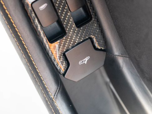 Used 2013 McLaren MP4-12C Spider image 14