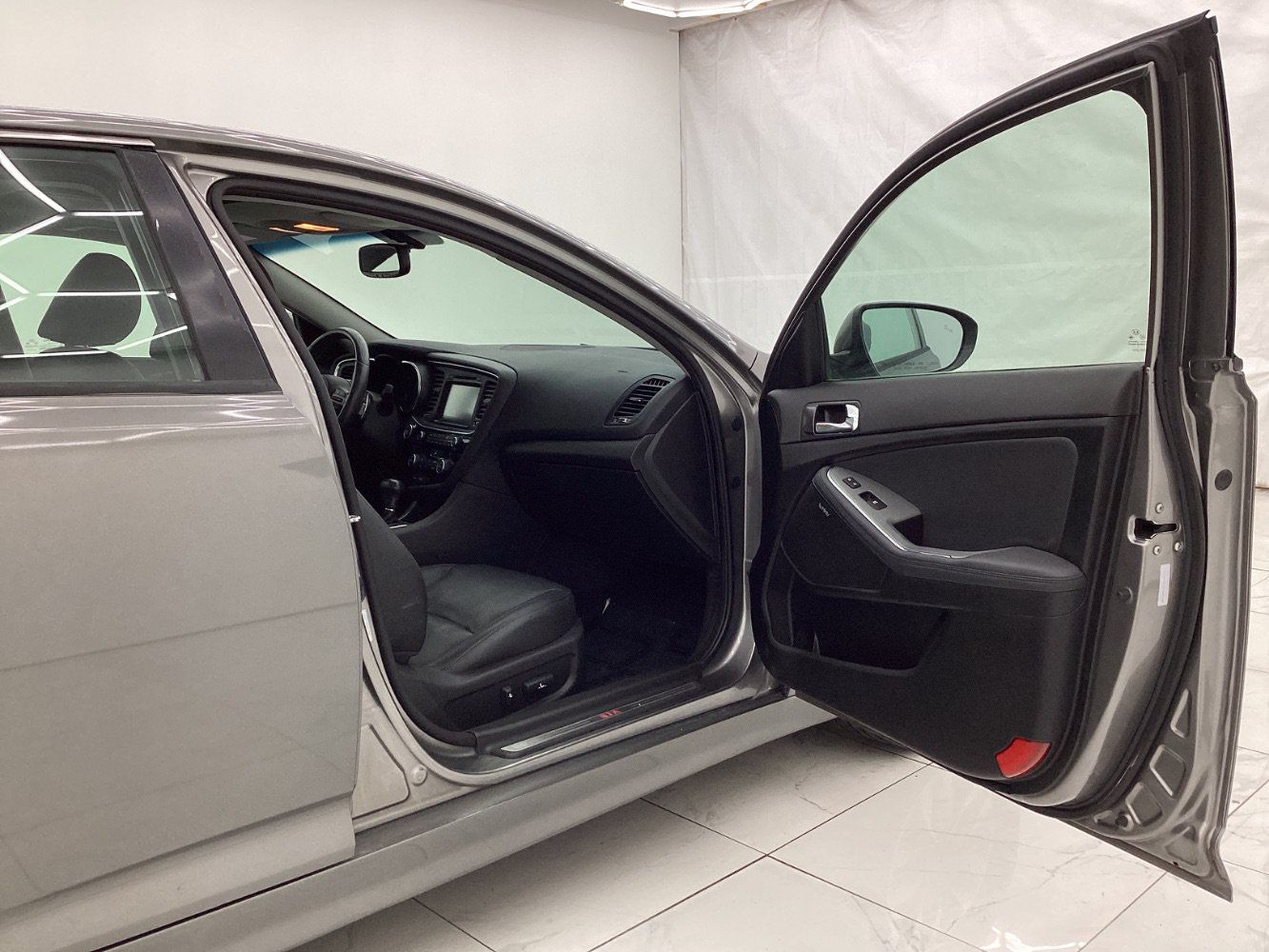 Used 2014 Kia Optima SX w/ SX Turbo Premium Package FWD image 17