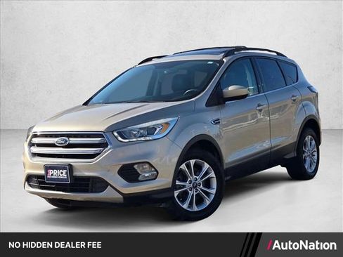Used 2017 Ford Escape SE w/ SE Leather Comfort Package AWD/4WD image 1
