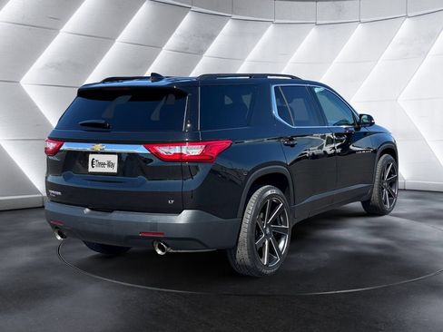 Used 2020 Chevrolet Traverse LT FWD image 5