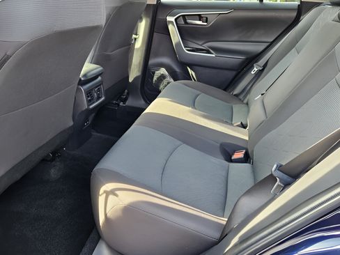 Certified 2025 Toyota RAV4 XLE FWD image 9
