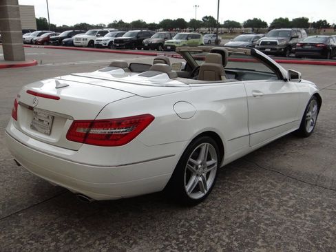 Used 2011 Mercedes-Benz E 350 Cabriolet w/ Premium 1 Pkg image 4