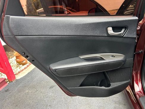 Used 2020 Kia Optima LX image 26