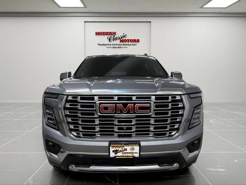 Used 2025 GMC Yukon XL Denali AWD/4WD image 2