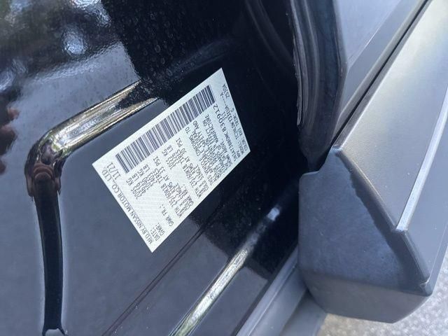 Used 2021 Nissan Rogue SV AWD/4WD image 40