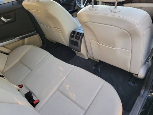 Used 2015 Mercedes-Benz GLK 250 BlueTEC 4MATIC image 39