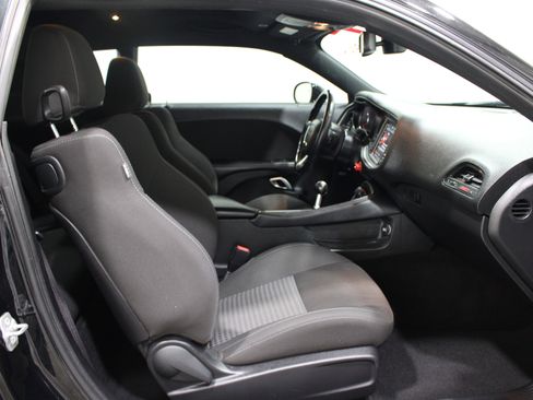 Used 2022 Dodge Challenger R/T Scat Pack RWD image 22