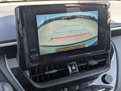 Used 2025 Toyota Corolla Cross AWD Hybrid image 22