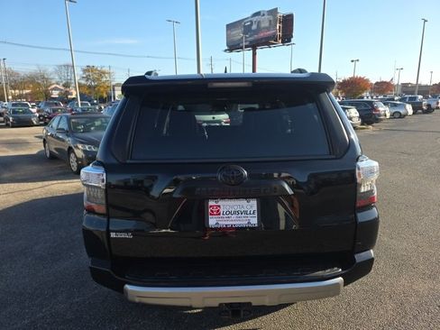 Used 2021 Toyota 4Runner TRD Off-Road Premium image 6