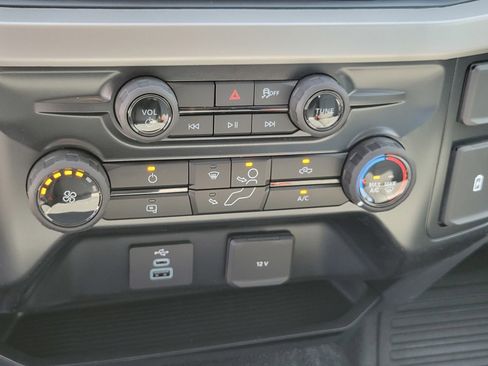 New 2025 Ford F550 2WD SuperCab Super Duty image 10