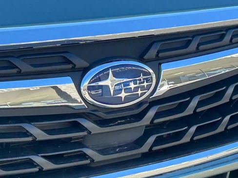 Used 2018 Subaru Forester 2.5i Limited AWD/4WD image 11