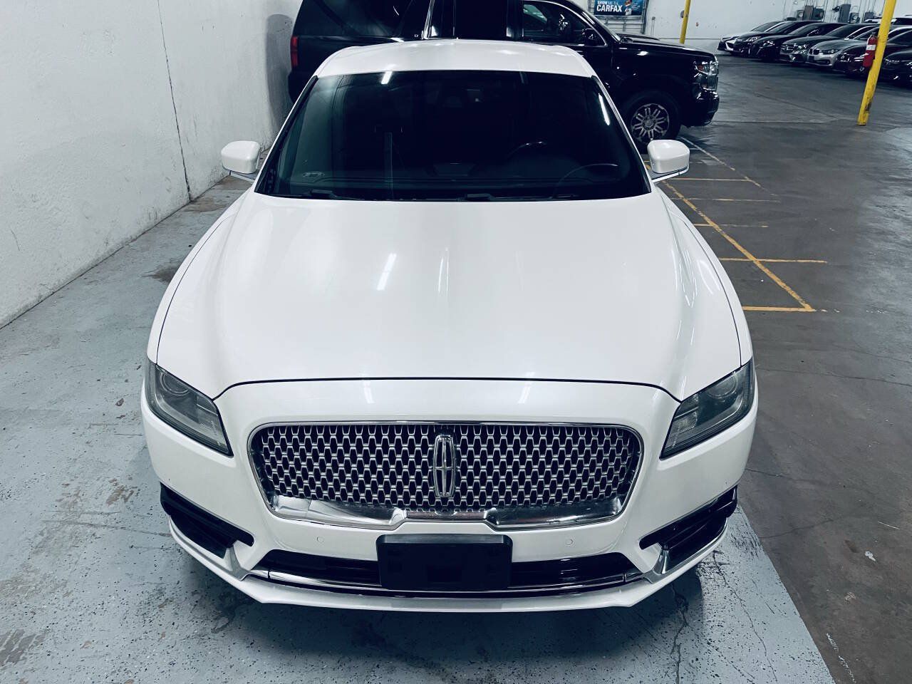 Used 2019 Lincoln Continental Premiere FWD image 13