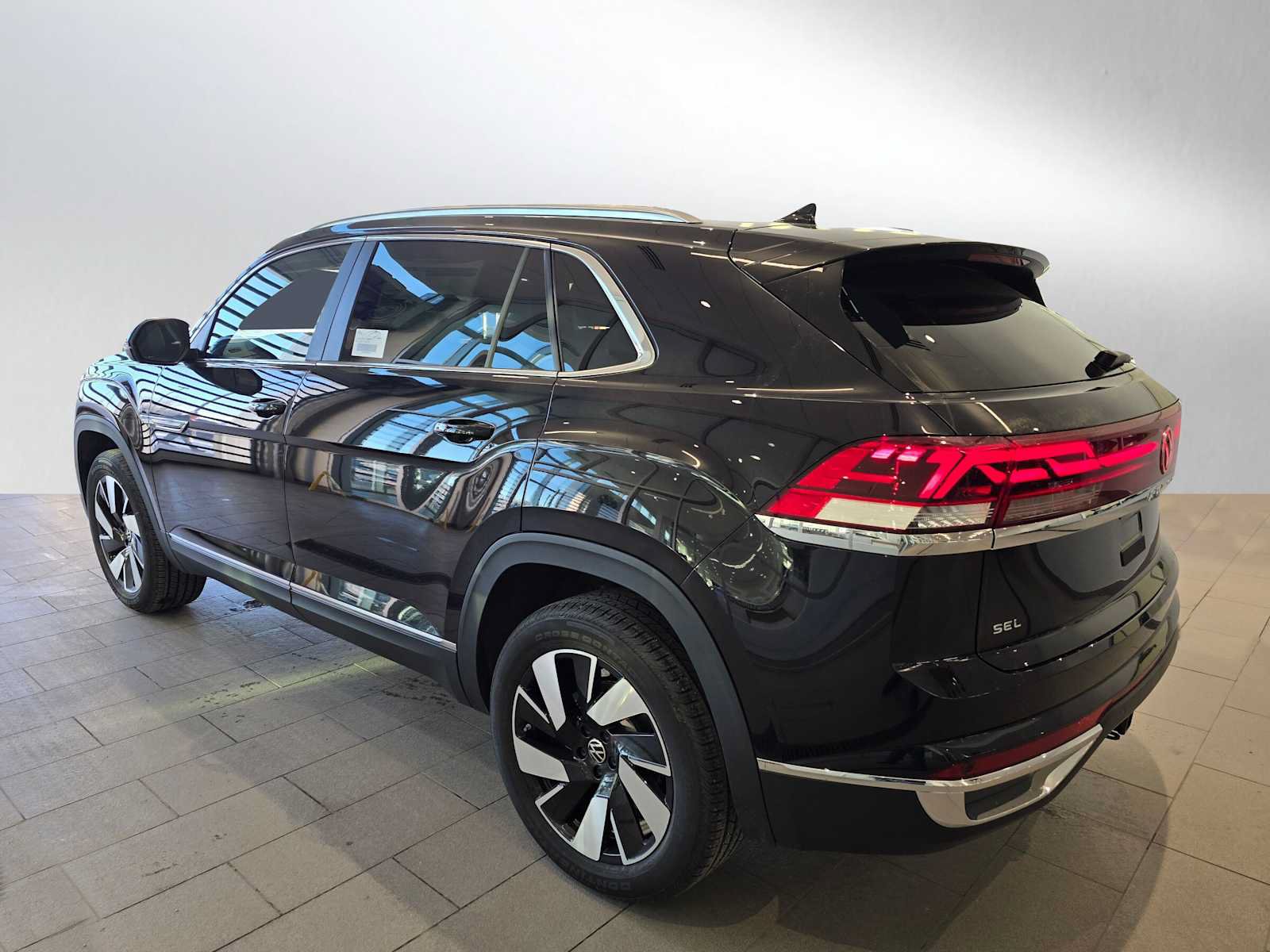 New 2025 Volkswagen Atlas Cross Sport SEL AWD/4WD image 3
