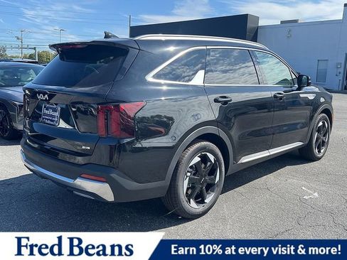 New 2025 Kia Sorento EX w/ EX Panoramic Sunroof Package image 4