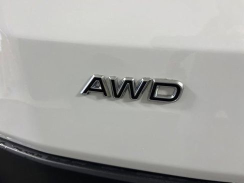Used 2024 Ford Transit 250 Low Roof AWD w/ Exterior Upgrade Package image 11