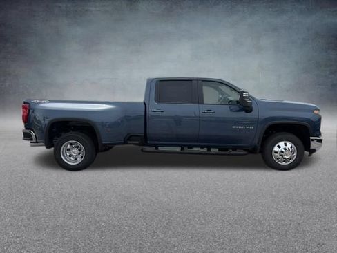 New 2026 Chevrolet Silverado 3500 LT w/ All Star Edition AWD/4WD image 5