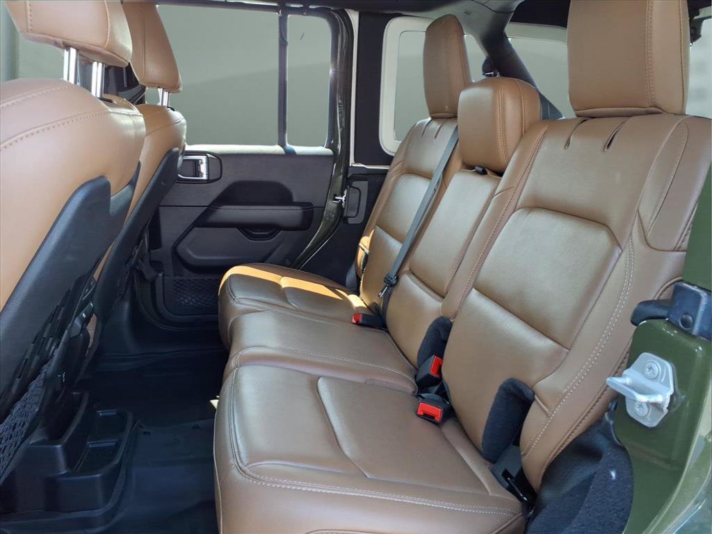 Used 2021 Jeep Wrangler Unlimited Rubicon AWD/4WD image 17