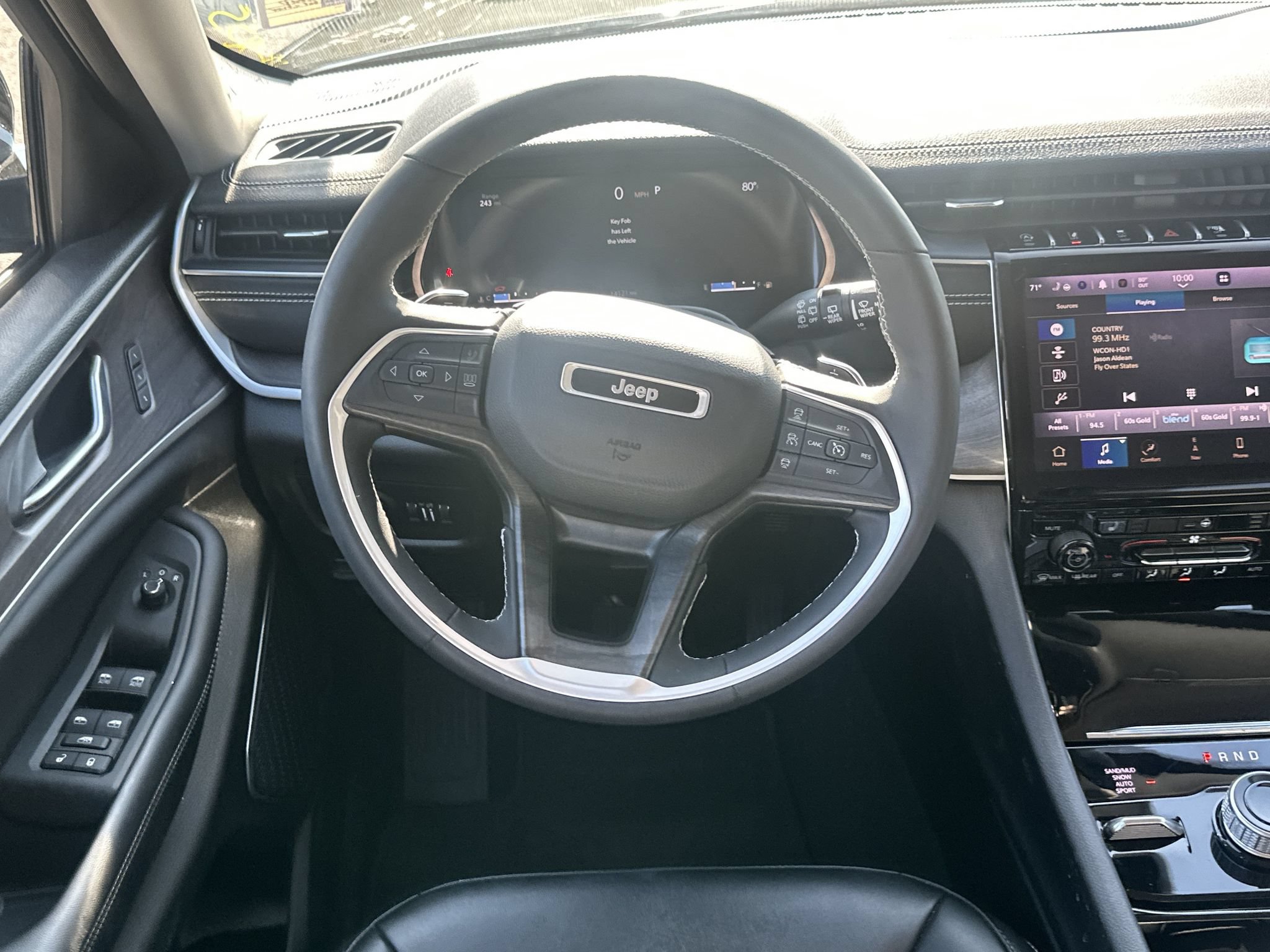 Used 2023 Jeep Grand Cherokee Limited AWD/4WD image 23