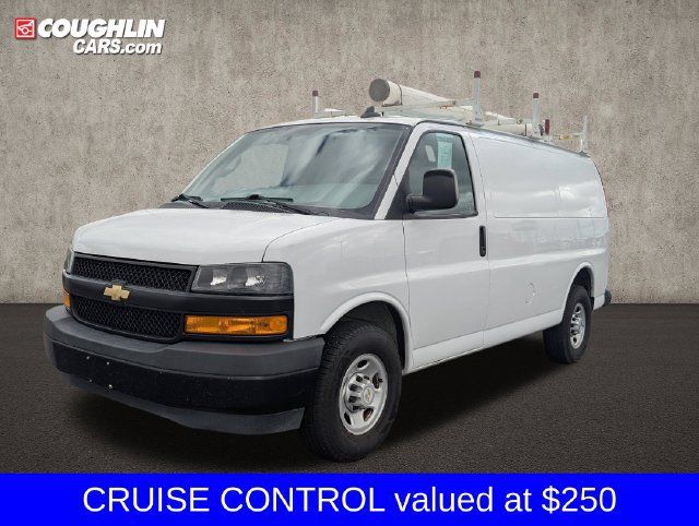 Used 2020 Chevrolet Express 2500 w/ Safety Package RWD image 4