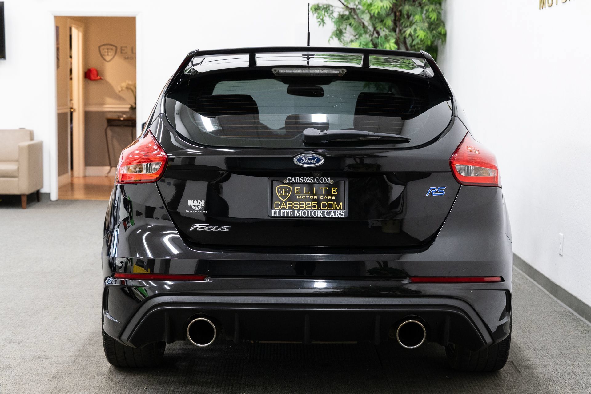 Used 2017 Ford Focus RS AWD/4WD image 4