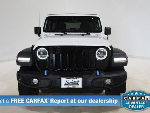 Used 2023 Jeep Wrangler Unlimited w/ Sun & Screen Package AWD/4WD image 2