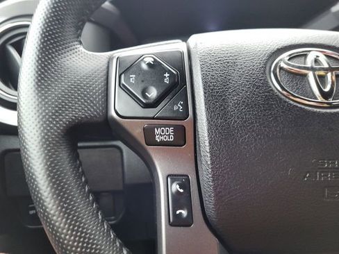 Used 2021 Toyota Tacoma TRD Off-Road w/ Technology Package image 21