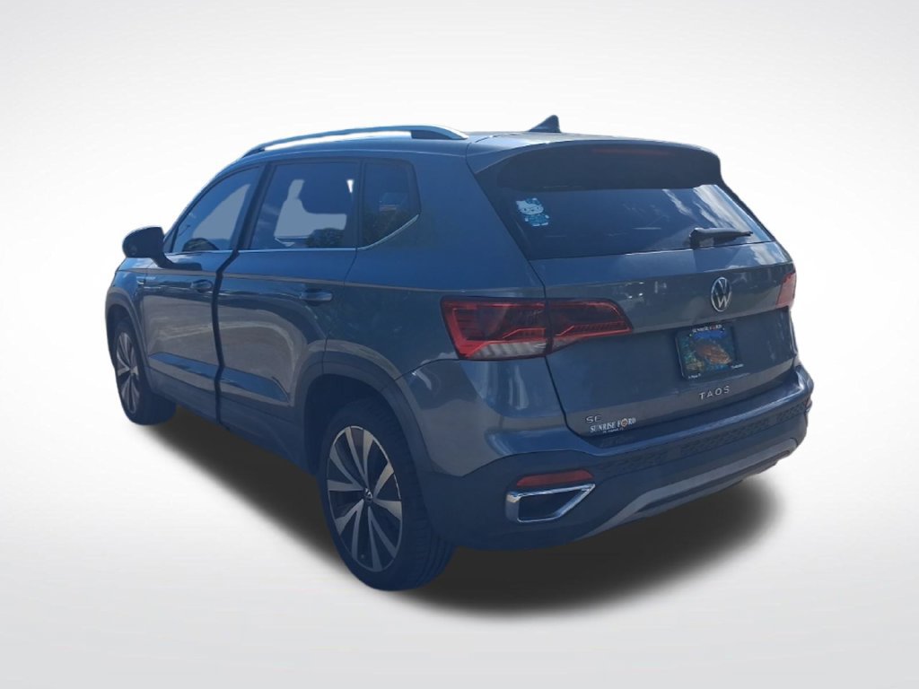 Certified 2022 Volkswagen Taos SE FWD image 6